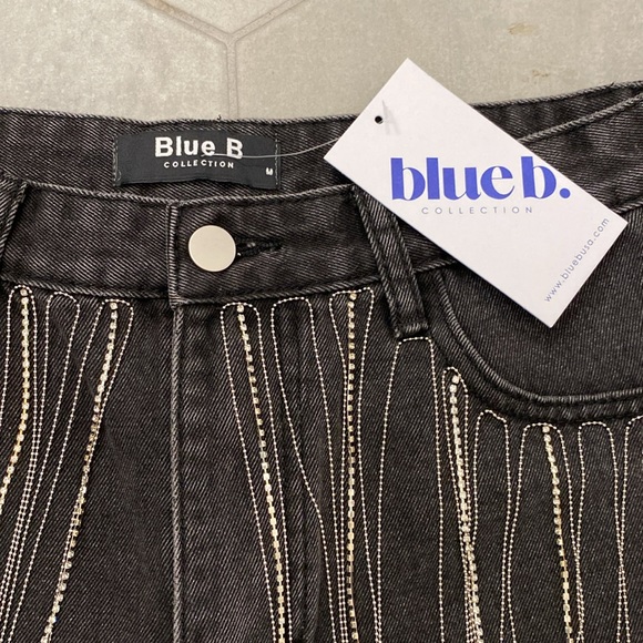 Festival rhinestone fringe cut off shorts - Picture 2 of 3